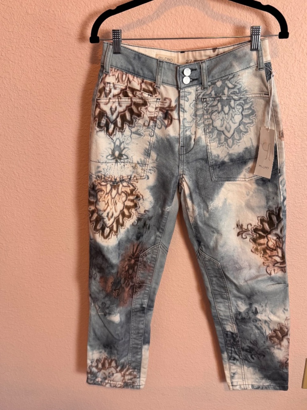 NWT Pilcro The Wanderer Mid-Rise Relaxed Tapestry Jeans Sz 27 - Picture 3 of 9